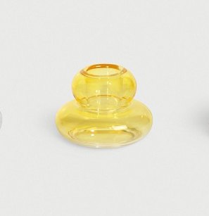 Bougeoir en verre coloré jaune de &Klevering chez Dodé à Nantes
