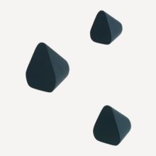 Patère Léonie bleu par hartô chez Dodé à Nantes