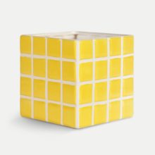 &Klevering vase tile jaune chez Dodé à Nantes &Klevering vase tile jaune chez Dodé à Nantes
